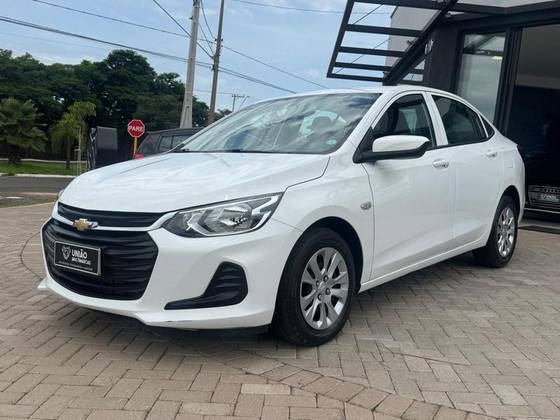 CHEVROLET ONIX 1.0 TURBO FLEX PLUS LT MANUAL CHEVROLET ONIX 1.0 TURBO FLEX PLUS LT MANUAL